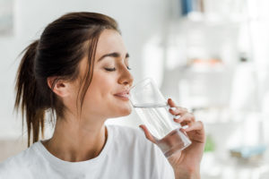 woman drinking water lifestyle advice Richardson